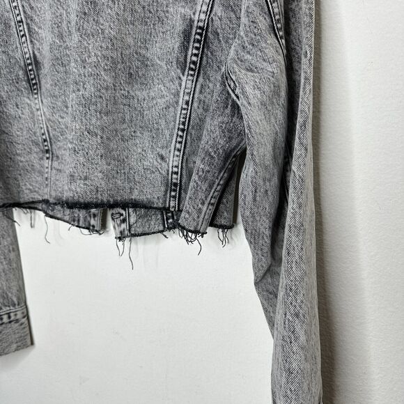 Frame Stonewashed Gray Faded & Distressed Crop Jacket Front Button Raw Hem S - Picture 10 of 16